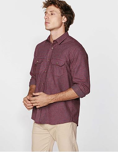 imagem de Camisa Cordova Vinho