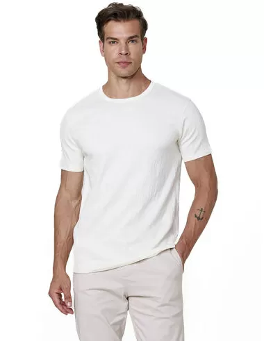 imagem de T-shirt M. Essence