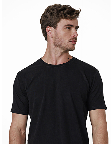 imagem de T-shirt Malha Tech Preto