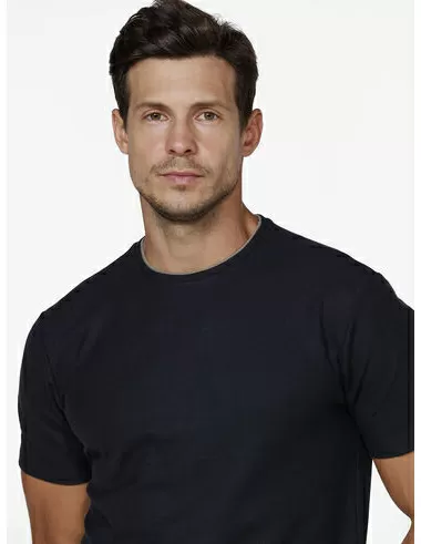 imagem de T-Shirt Malha Vogue Preto